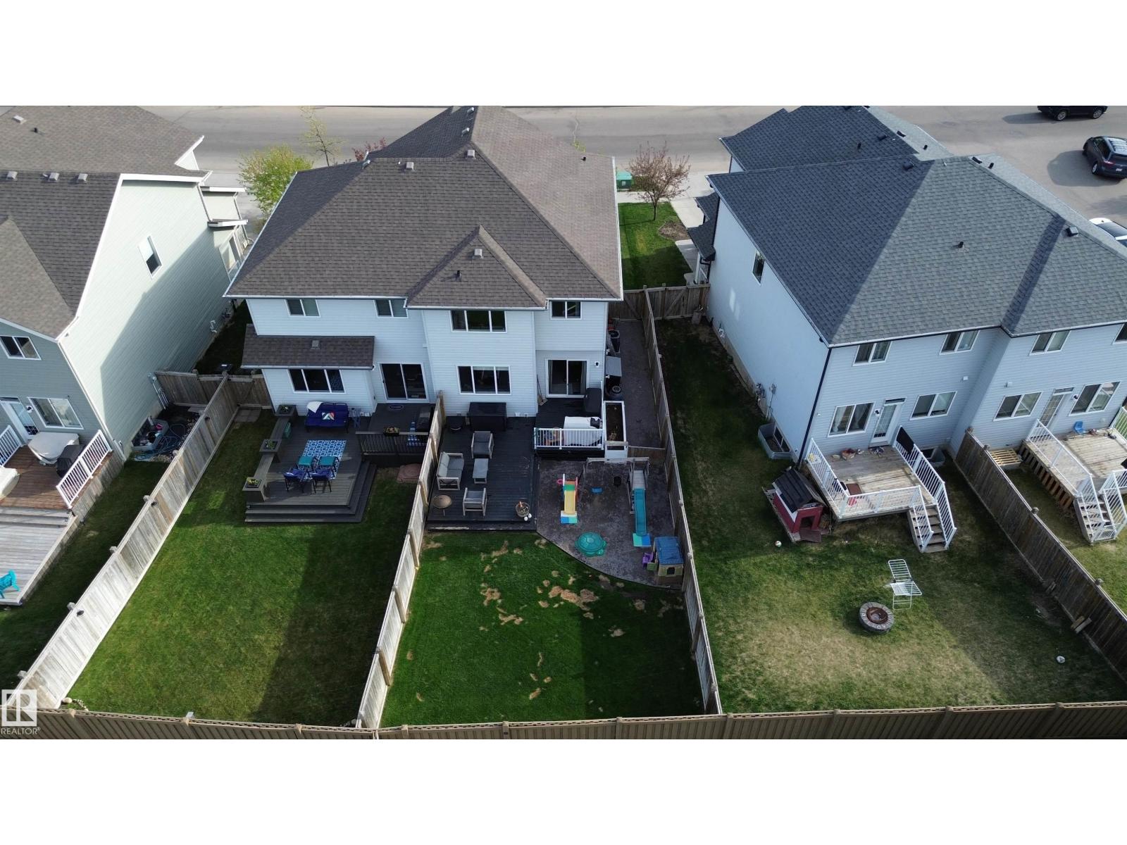 1245 MCCONACHIE BV NW - 29
