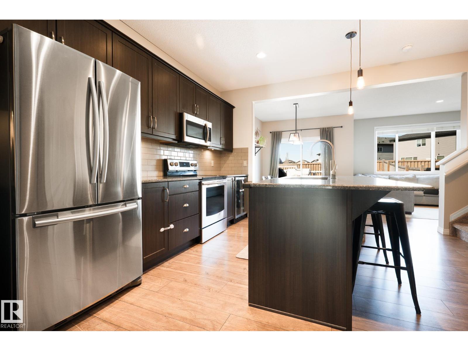 1245 MCCONACHIE BV NW - 6
