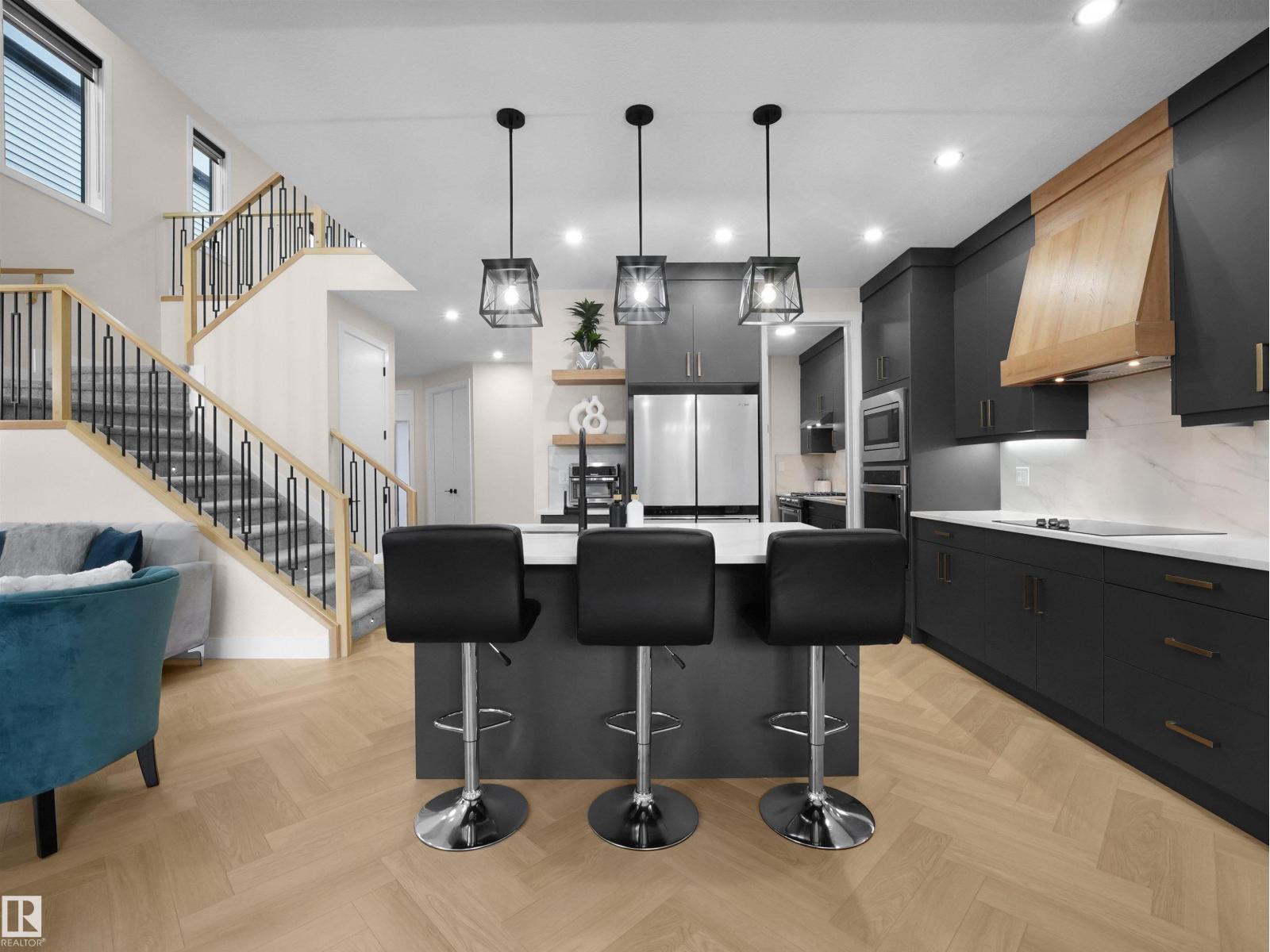 7214 Kiviaq LI SW - Image 3