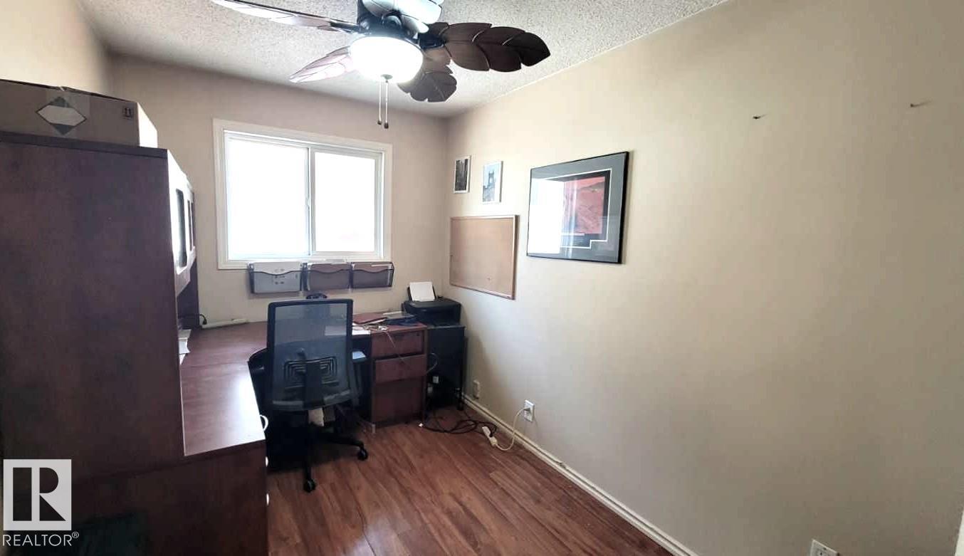 18 WESTBEND ST - 9