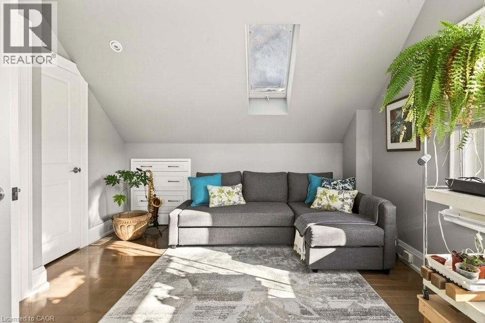 158 EWEN Road - 25