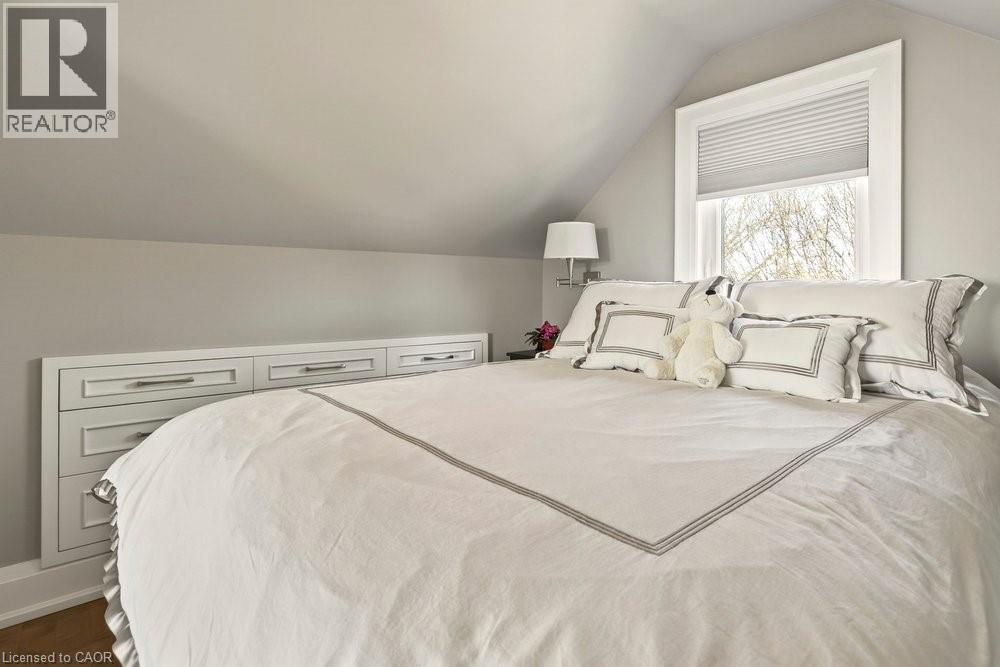 158 EWEN Road - 20