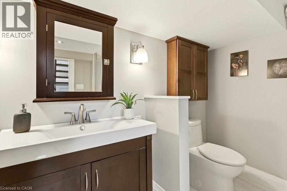 158 EWEN Road - 35