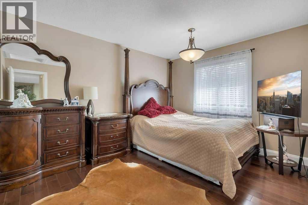 155 Midcrest Crescent SE - 22