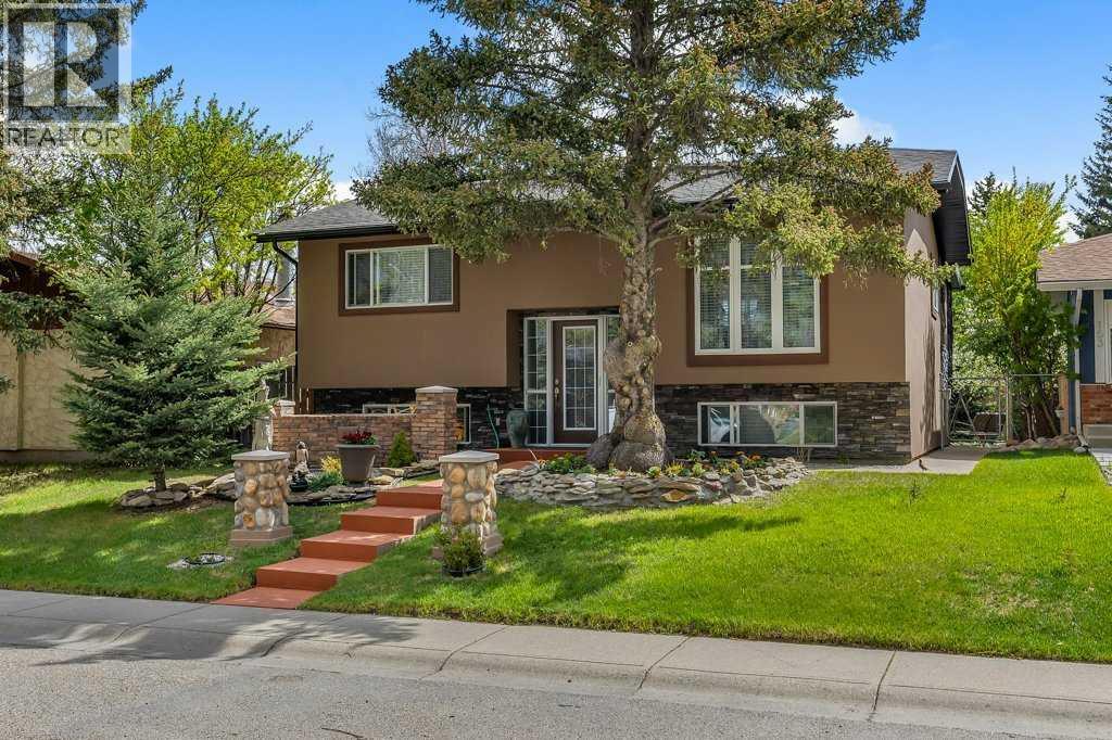 155 Midcrest Crescent SE - Image 2