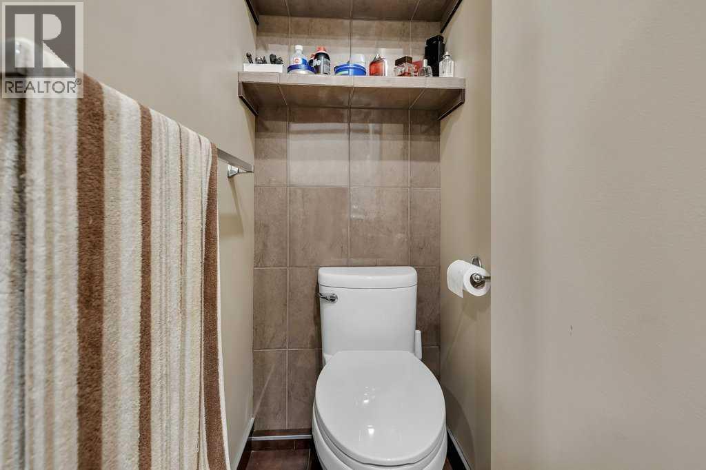 155 Midcrest Crescent SE - 35