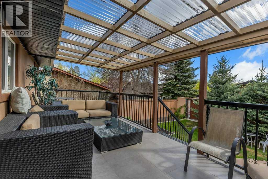 155 Midcrest Crescent SE - 38