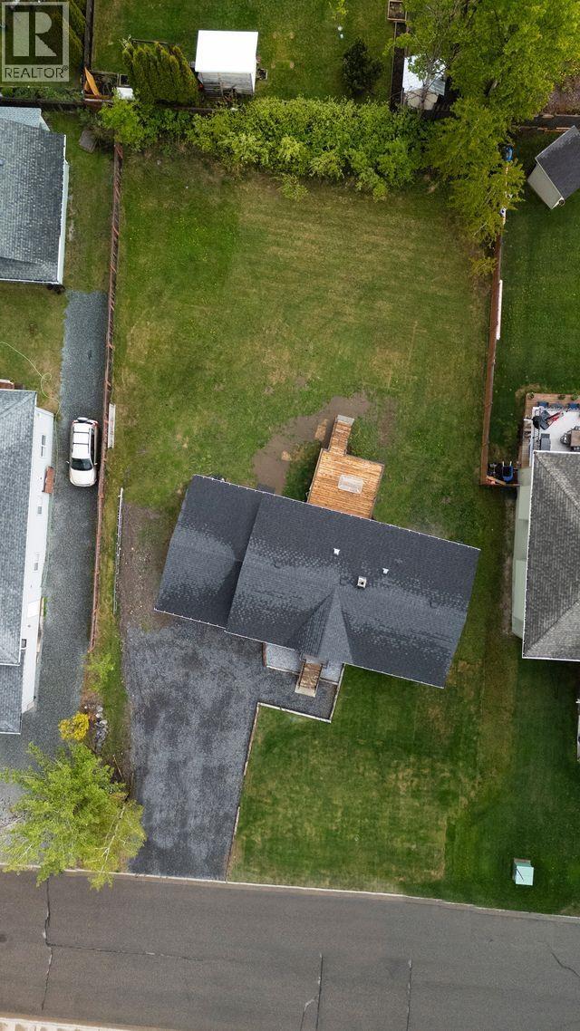 7060 EUGENE ROAD - 25