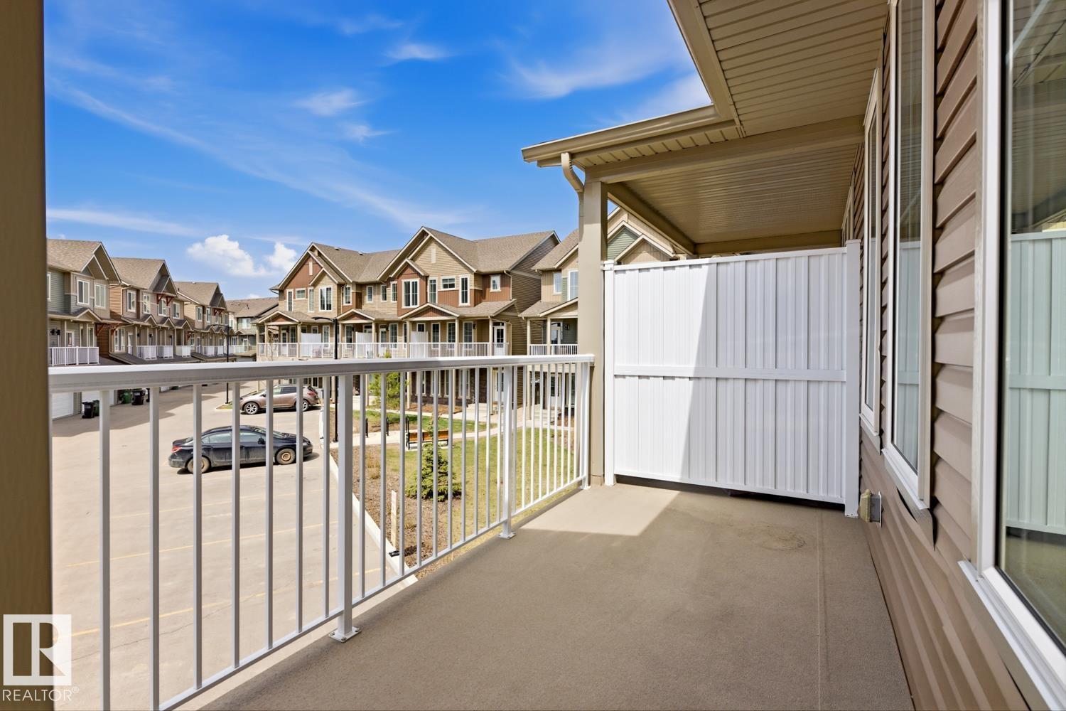 #40 1051 GRAYDON HILL BV SW SW - 25