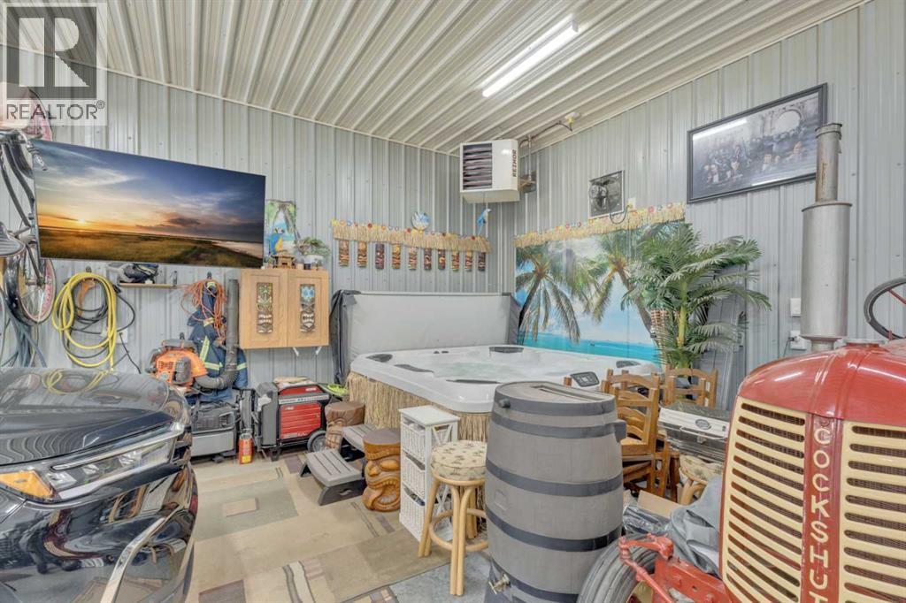 SHOP INTERIOR