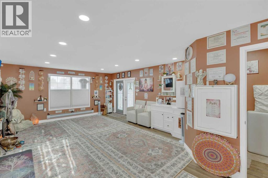 DETACHEDYOGA STUDIO BLDG