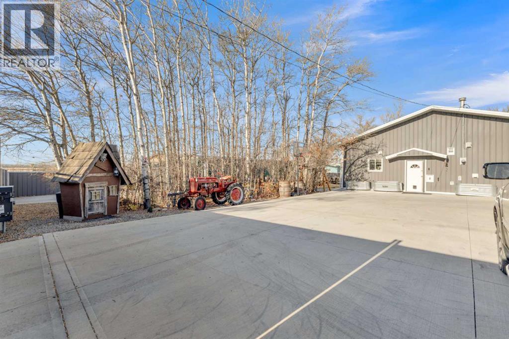 HOUSE PARKING PAD / CEMENT WORK