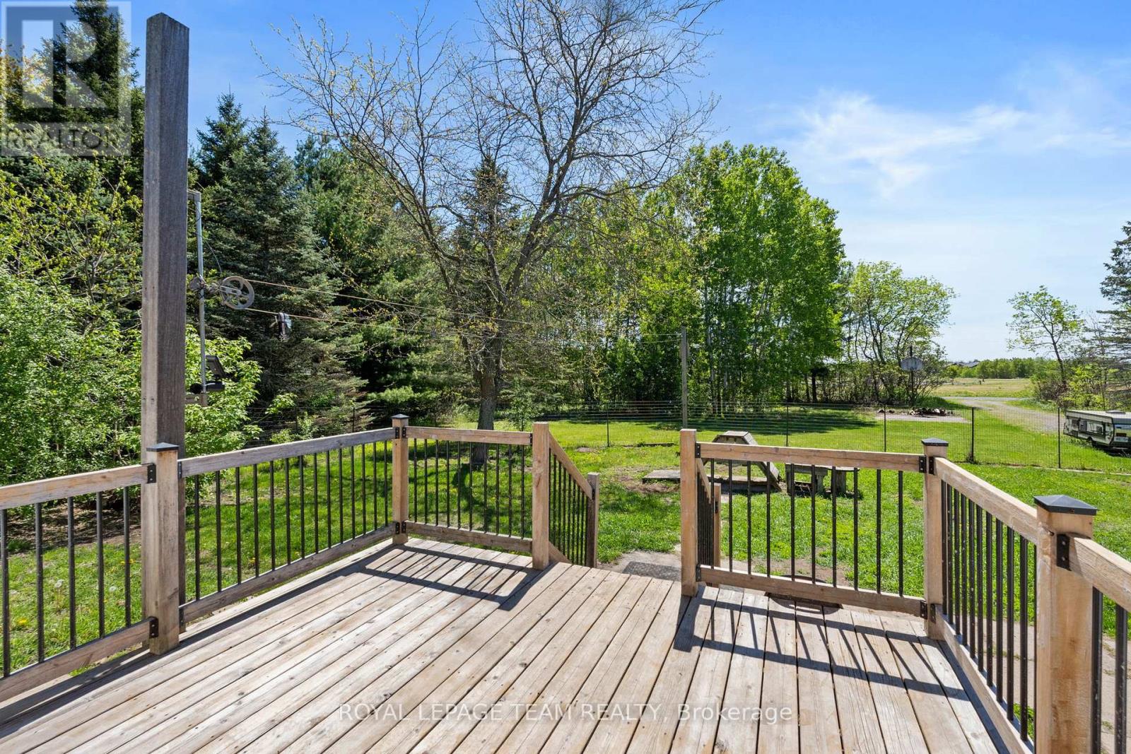 3383 ELIZABETH STREET - 28