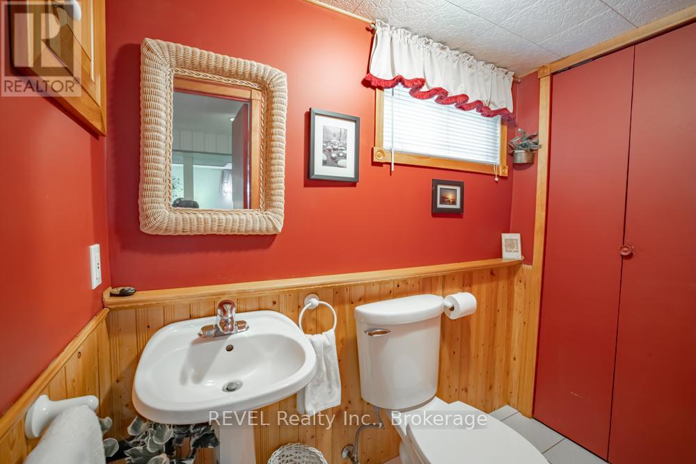 4092 ACHESON AVENUE - 20