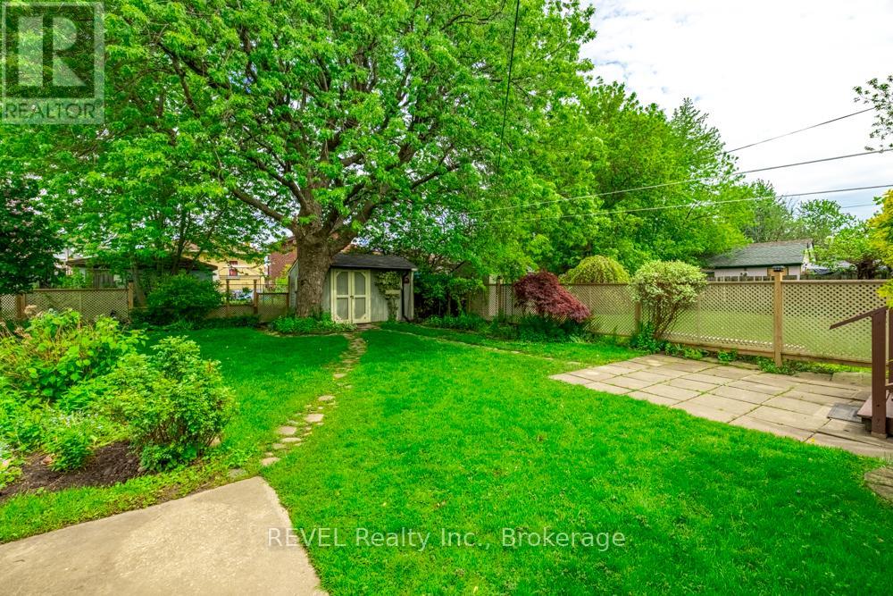 4092 ACHESON AVENUE - 26