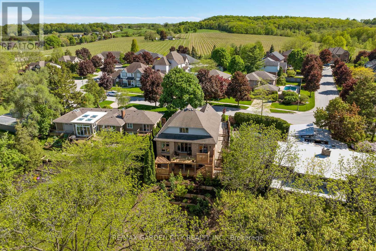 3465 VINEHAVEN TRAIL - 3