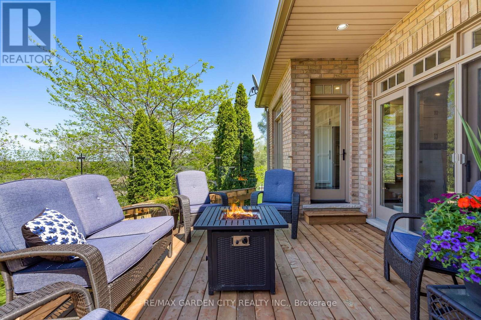 3465 VINEHAVEN TRAIL - 48