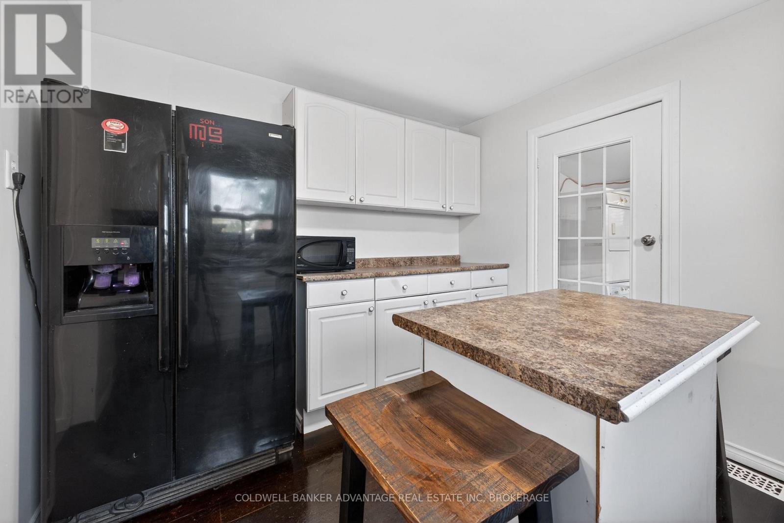 614 WATERLOO STREET - 13