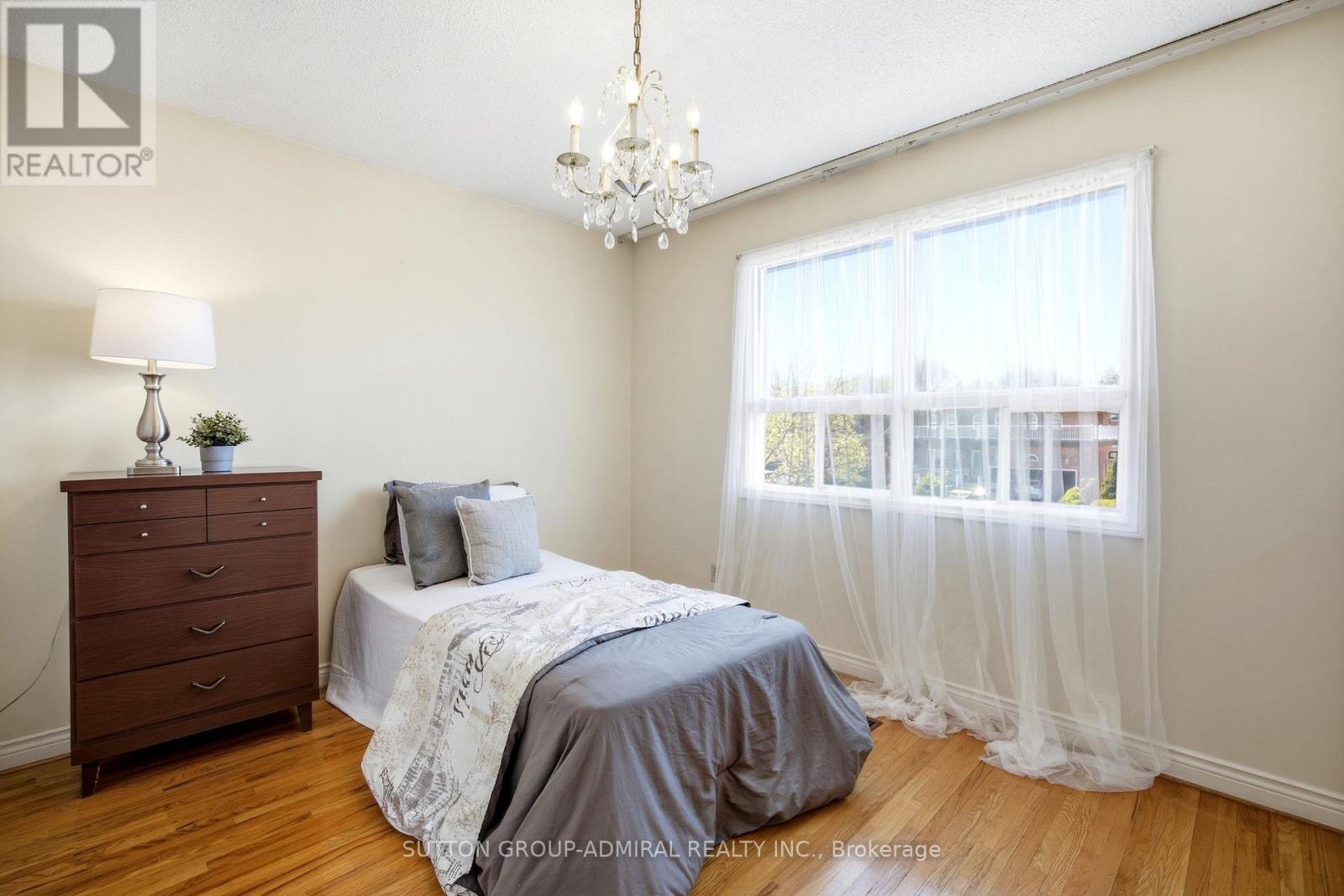 108 BENJAMIN DRIVE - 24