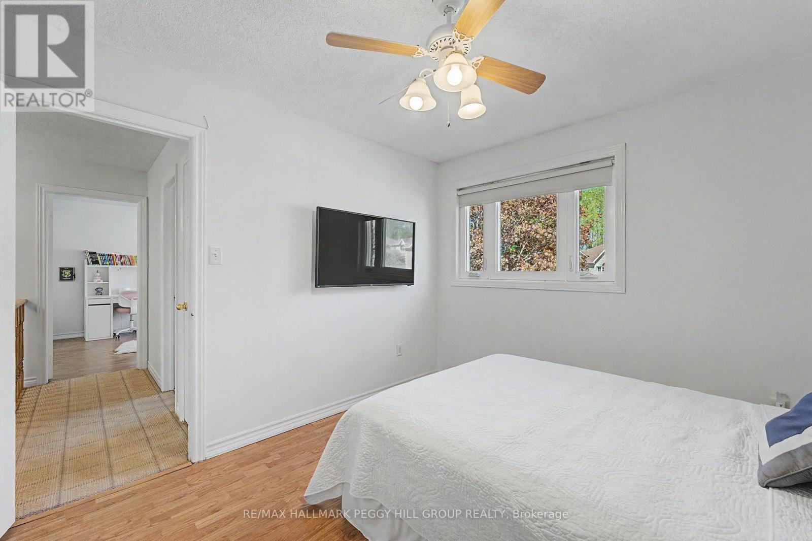 28 HAWKINS DRIVE - 19