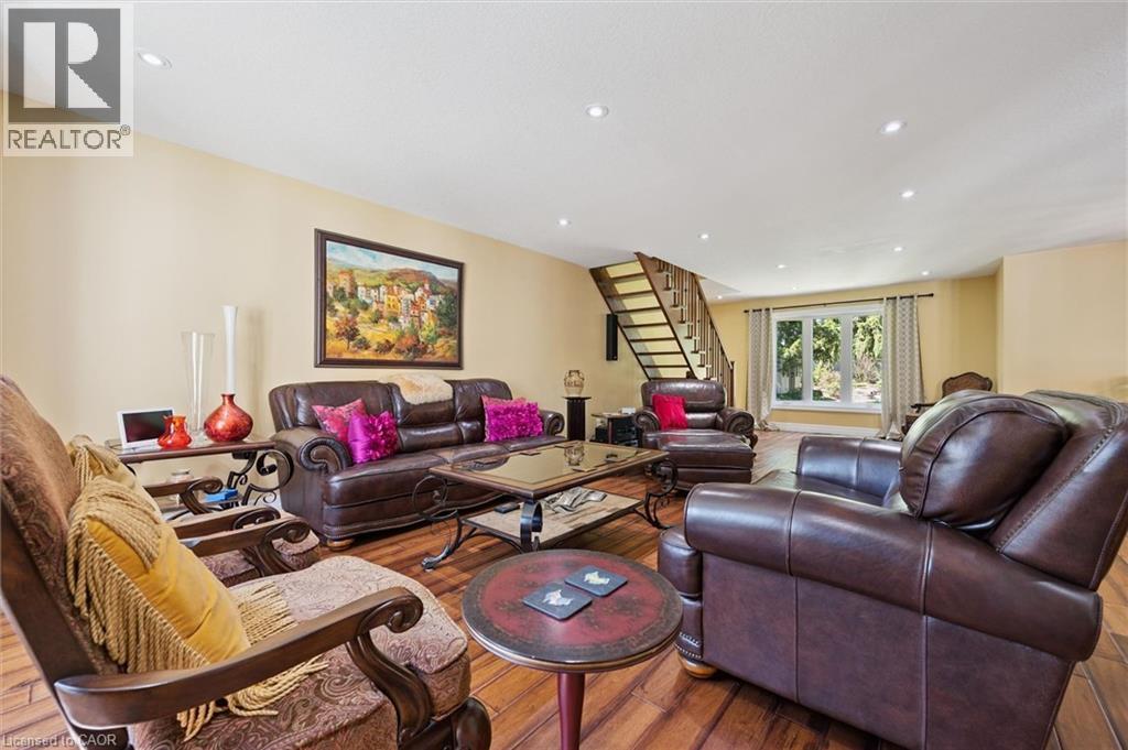 57 MARGARET Avenue S - 9