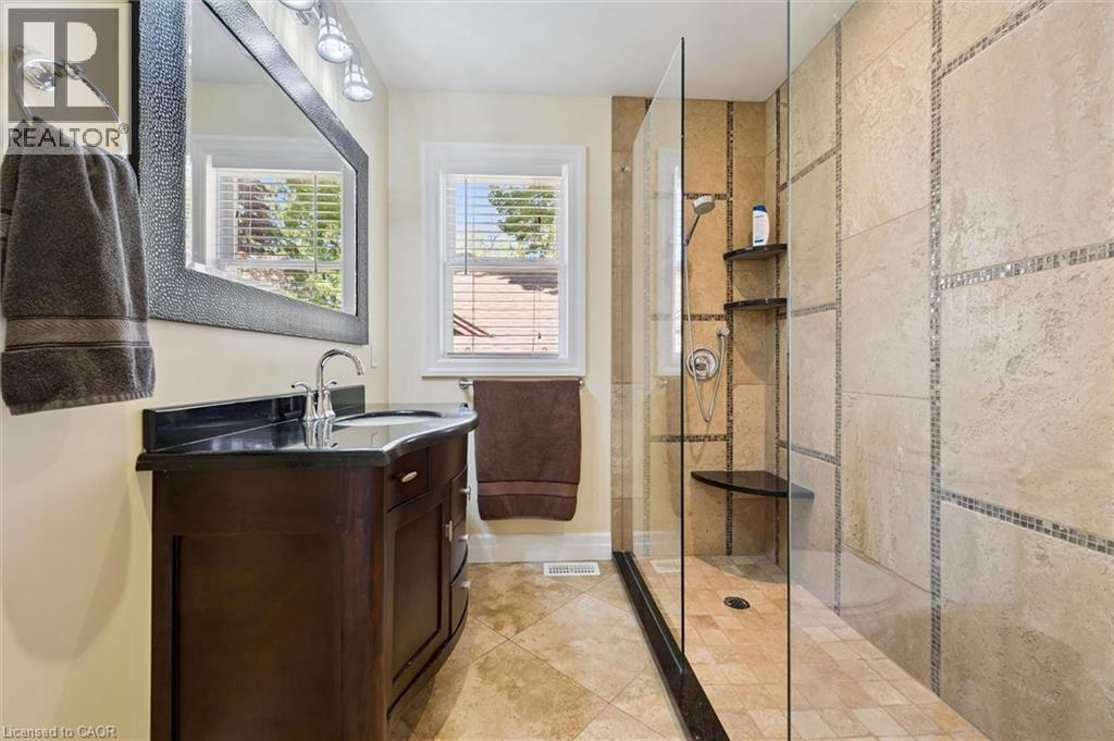 57 MARGARET Avenue S - 20