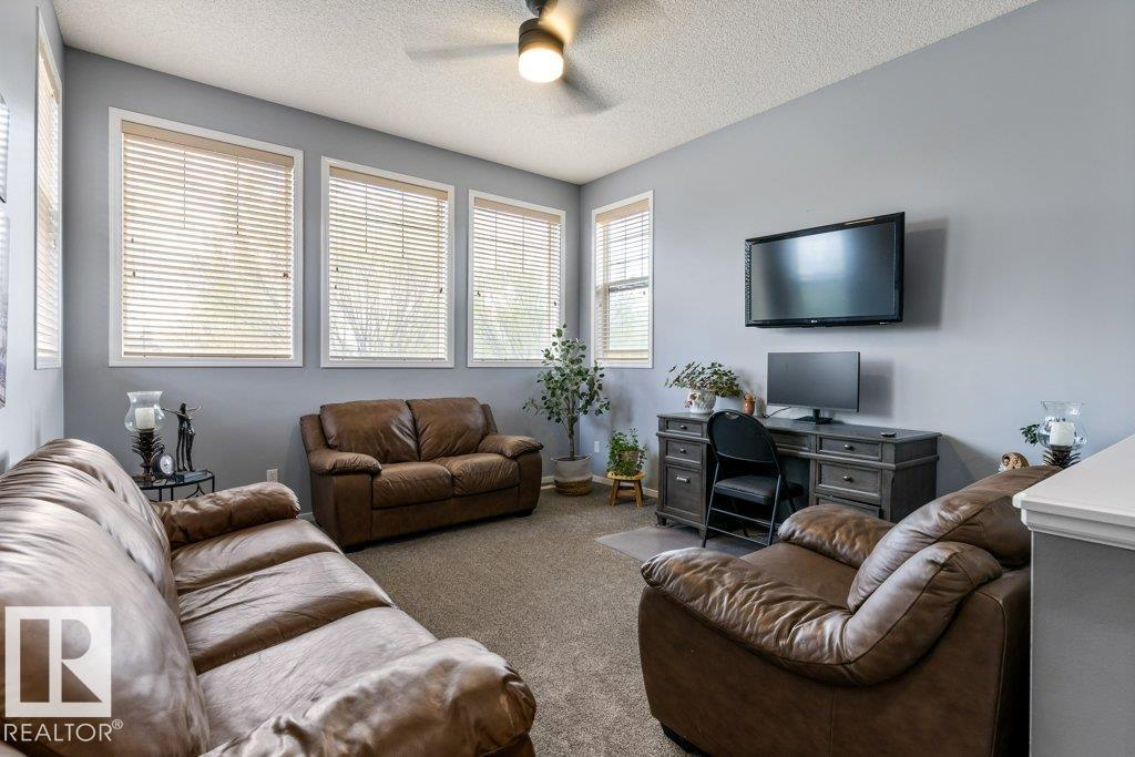 109 ERIN RIDGE DR - 18