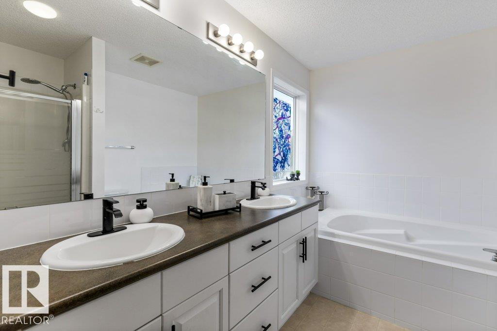 109 ERIN RIDGE DR - 27