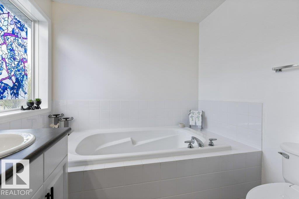 109 ERIN RIDGE DR - 28