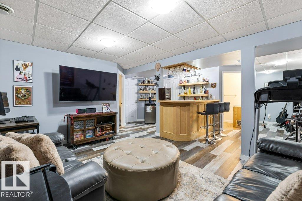 109 ERIN RIDGE DR - 33