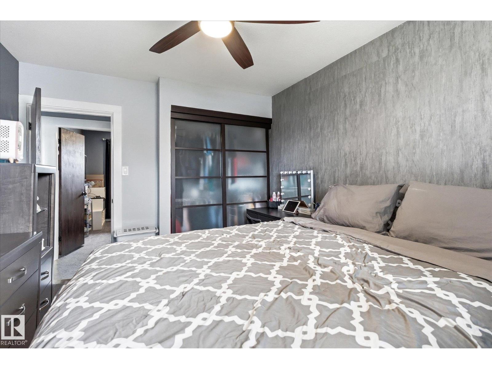 10945 164 ST NW - 20