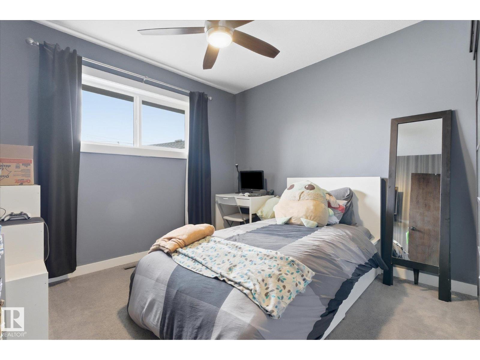 10945 164 ST NW - 23