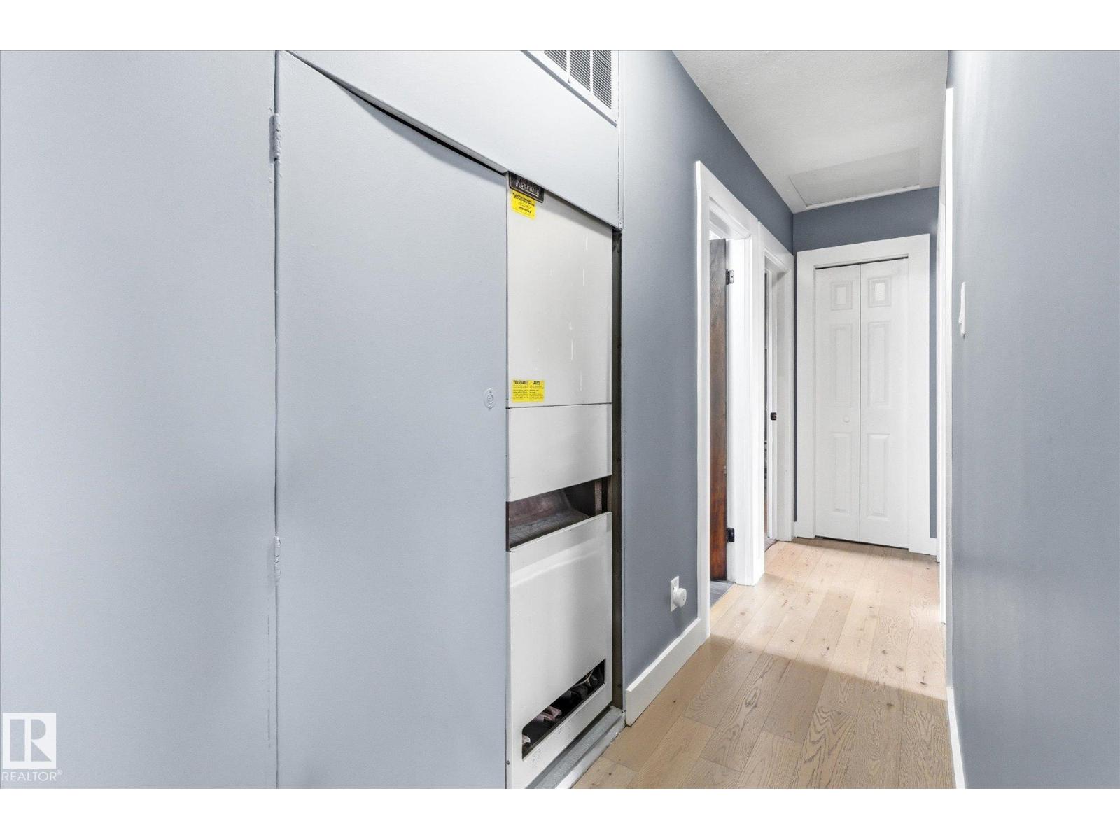10945 164 ST NW - 26