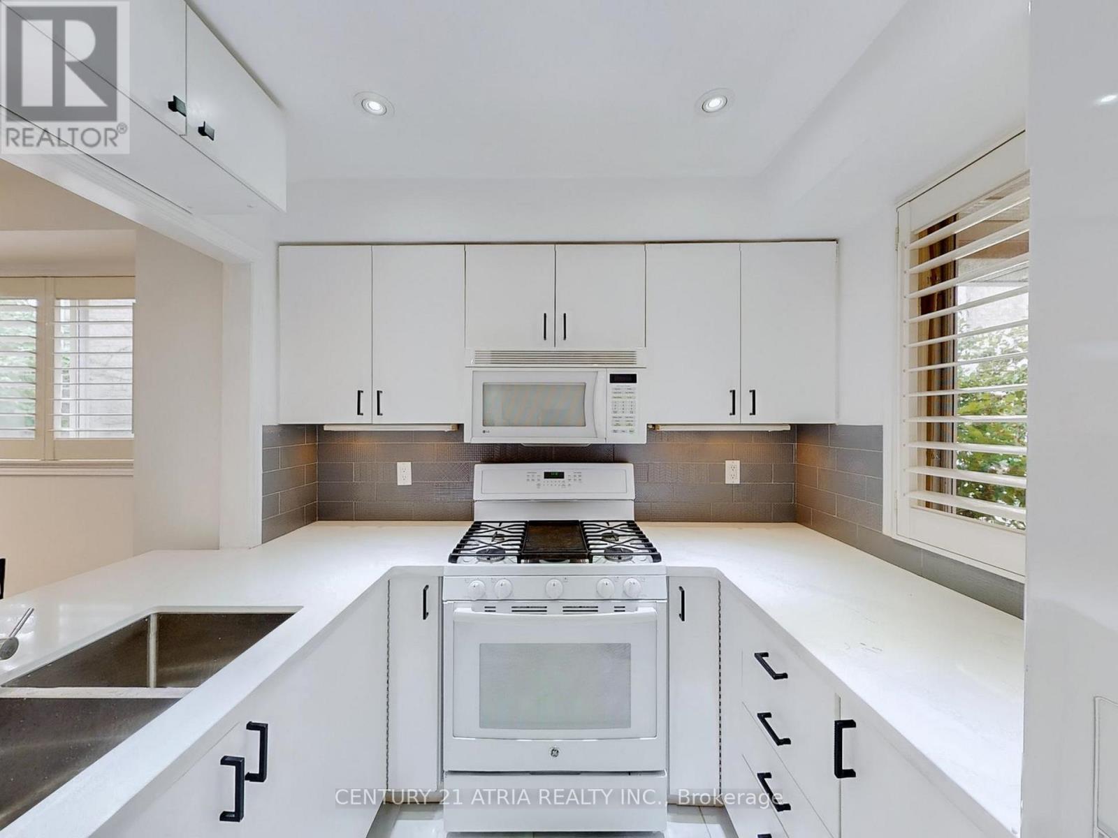 1366 TREELAND STREET - 13