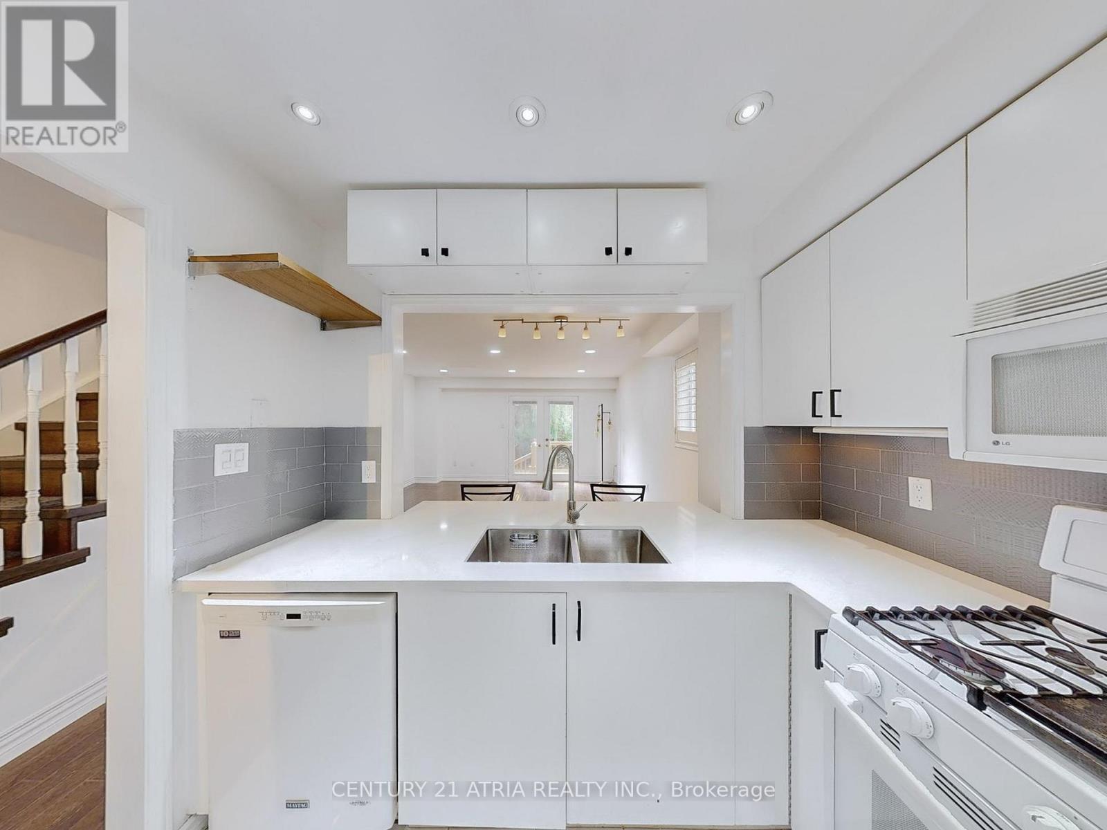 1366 TREELAND STREET - 15