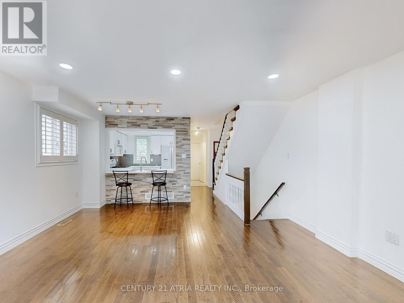 1366 TREELAND STREET - 9