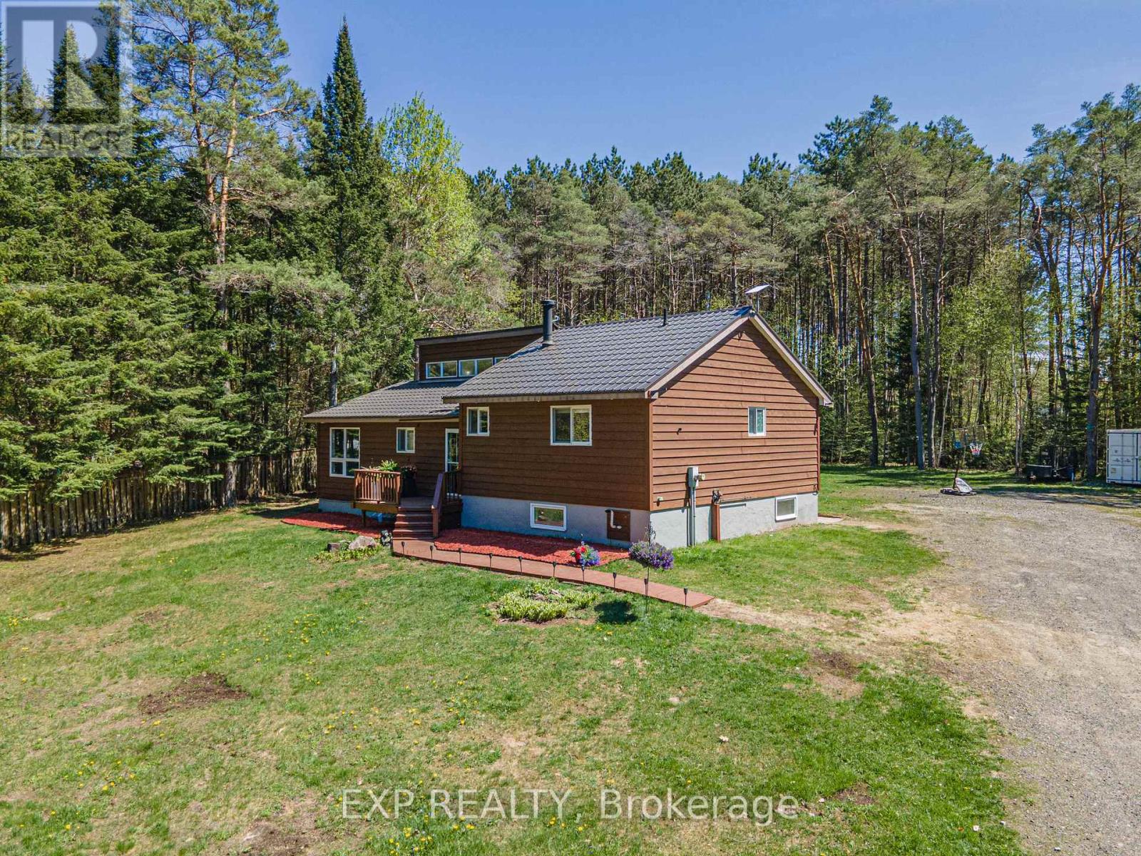 1138 SKELETON LAKE 2 ROAD - Image 3