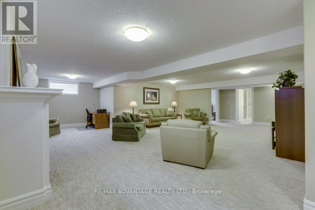 982 MEDWAY PARK DRIVE - 24