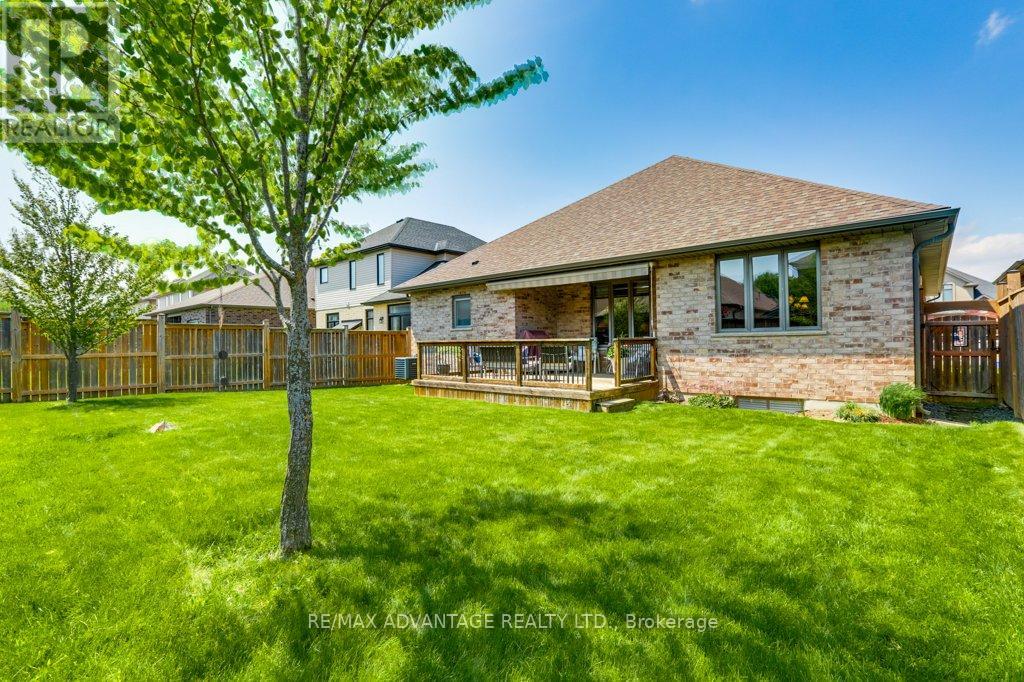 982 MEDWAY PARK DRIVE - 33