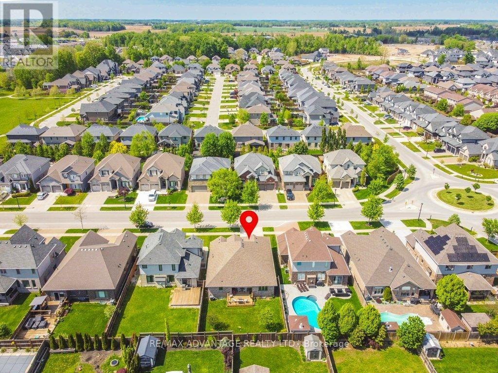 982 MEDWAY PARK DRIVE - 38