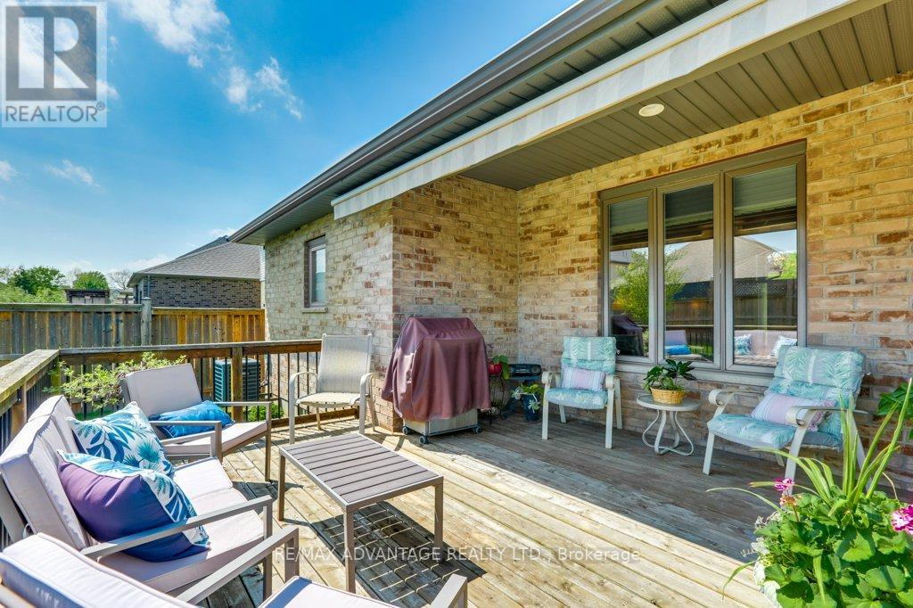 982 MEDWAY PARK DRIVE - 36