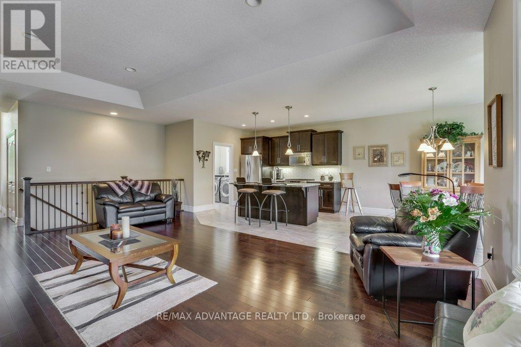 982 MEDWAY PARK DRIVE - 9