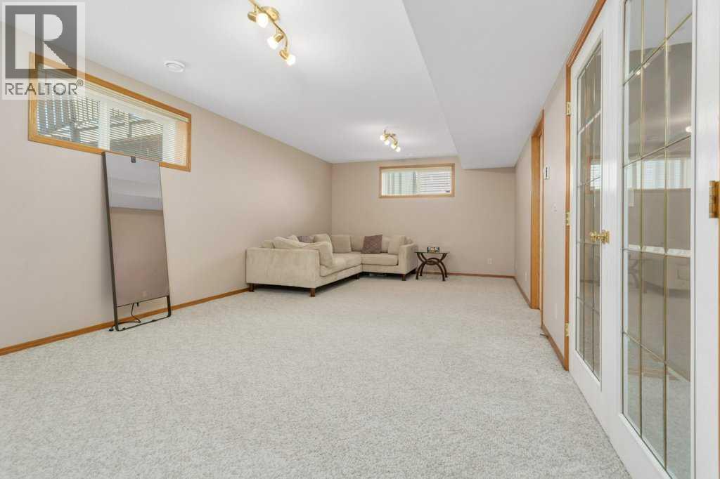 27 Ramage Crescent - 25