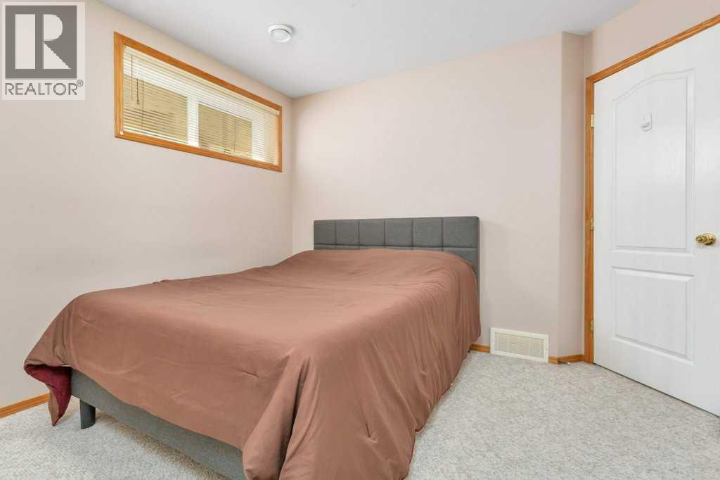27 Ramage Crescent - 35