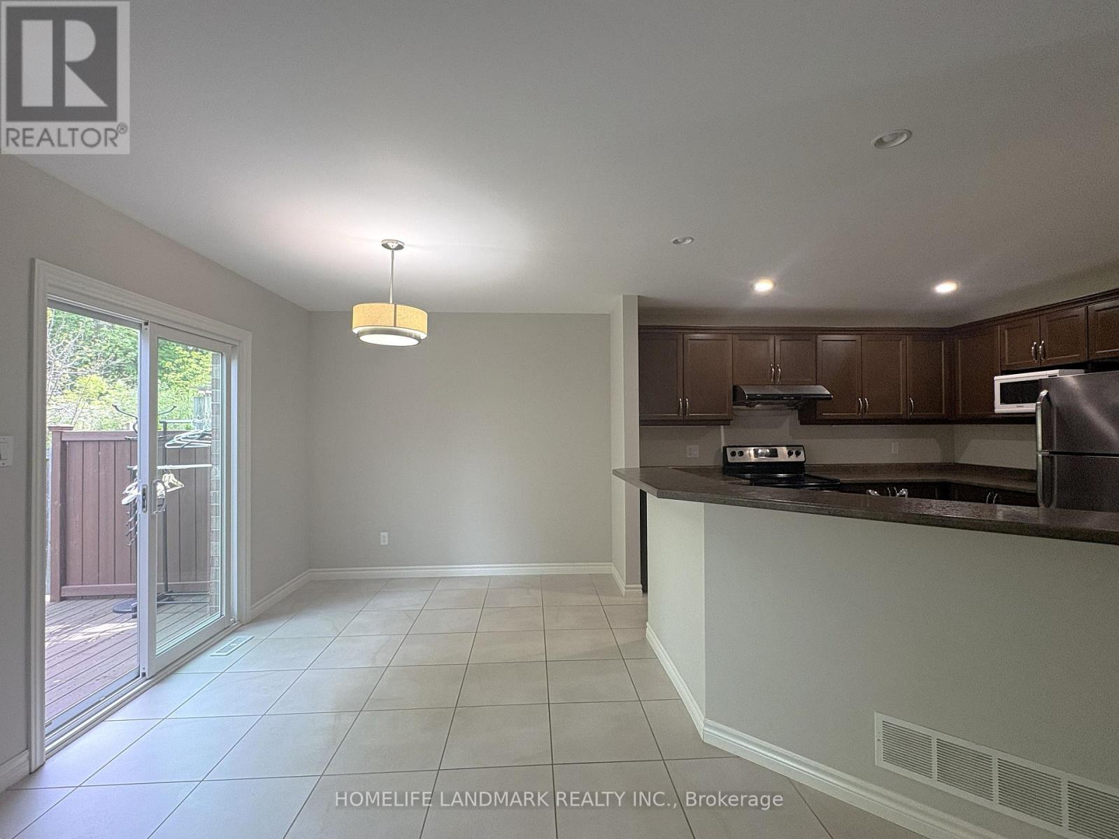 1166 SMITHER ROAD - 10