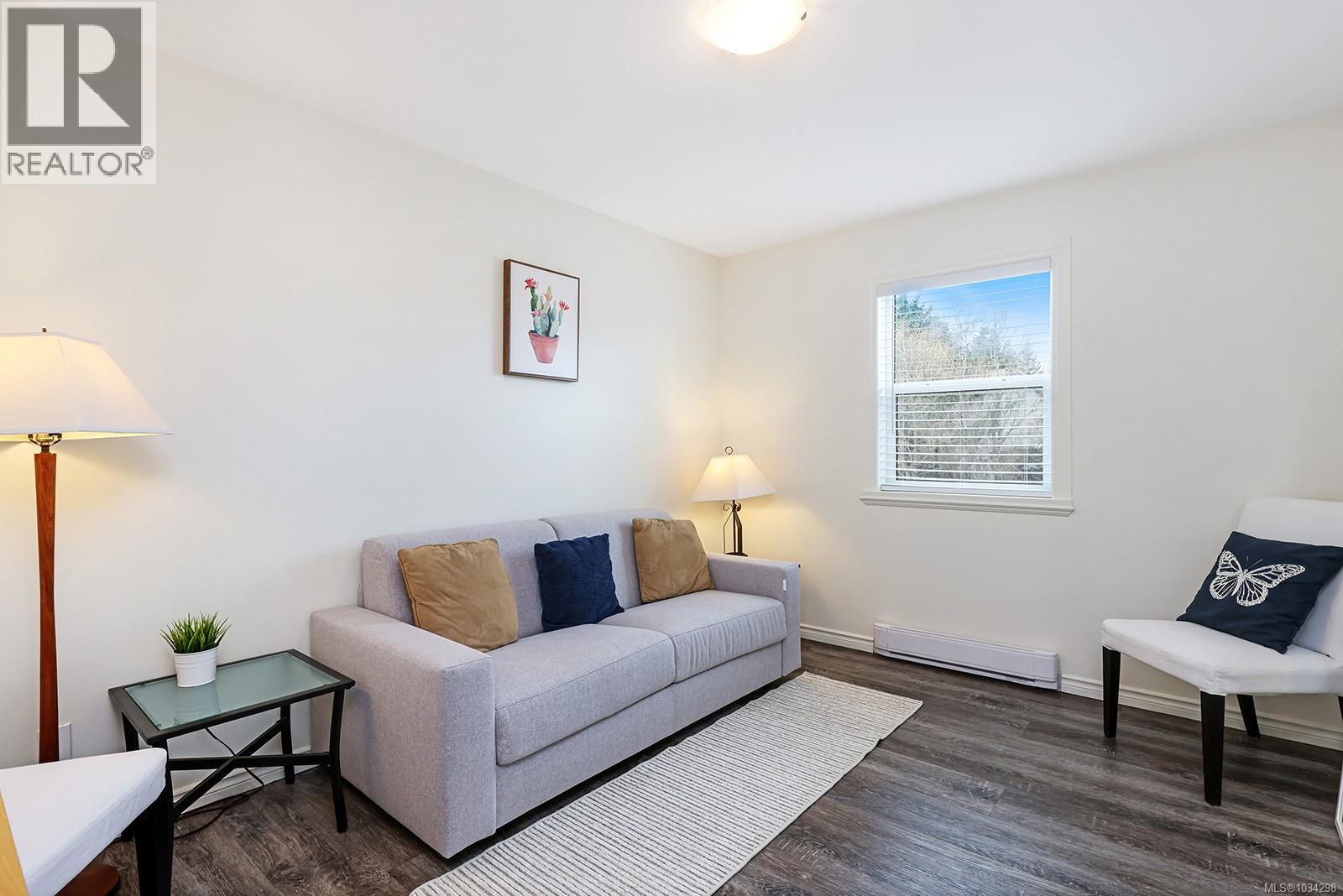 1272 Noel Ave, Comox