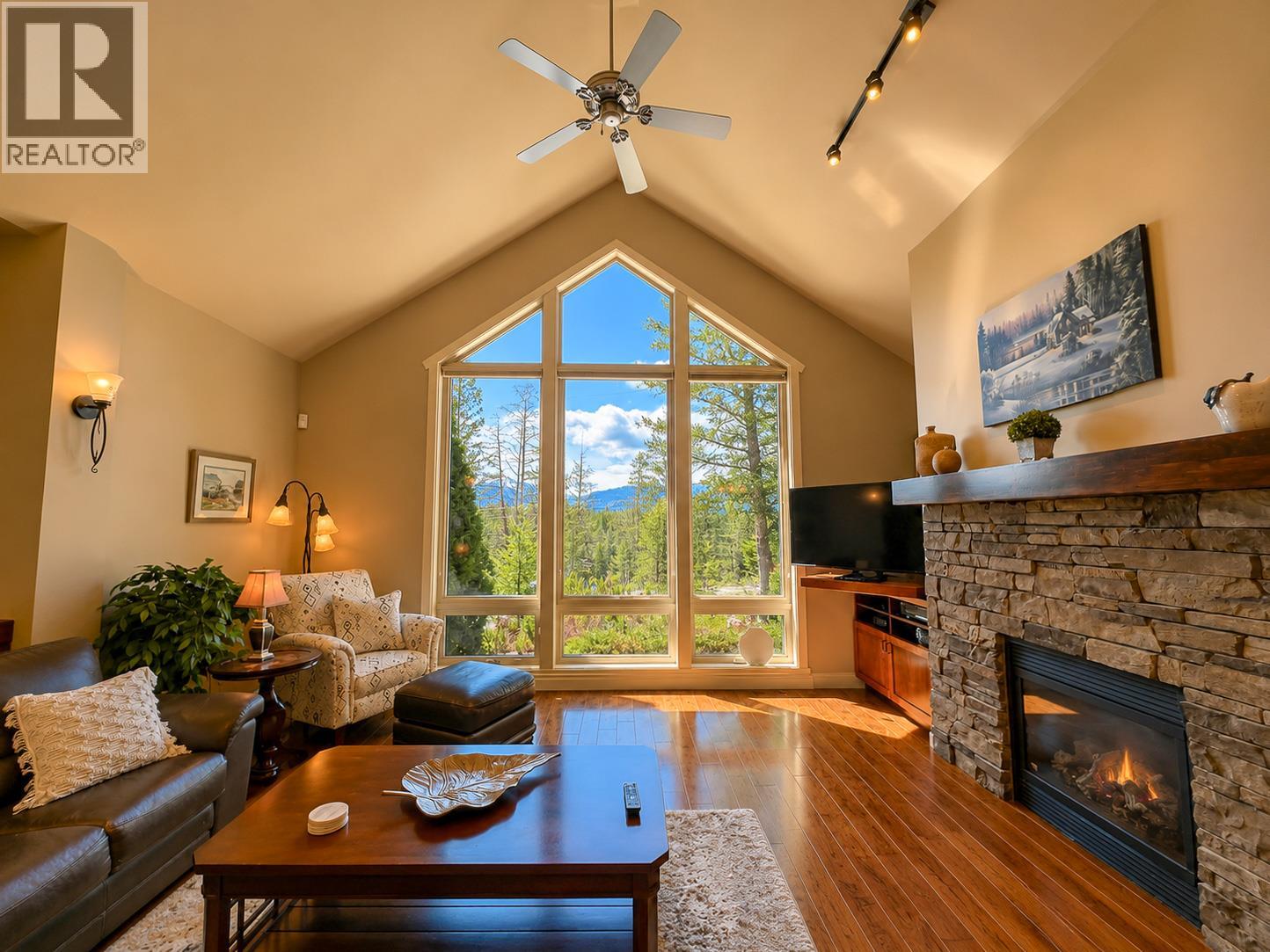 8128 Duby Road - 2