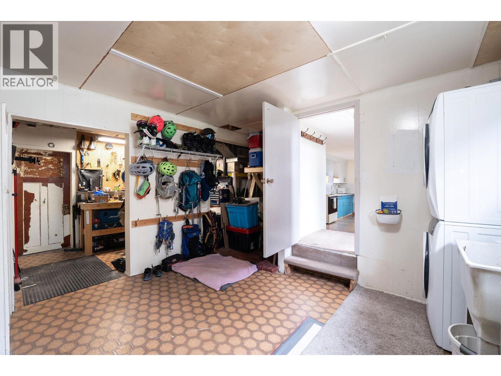 319 Taylor Street, Revelstoke