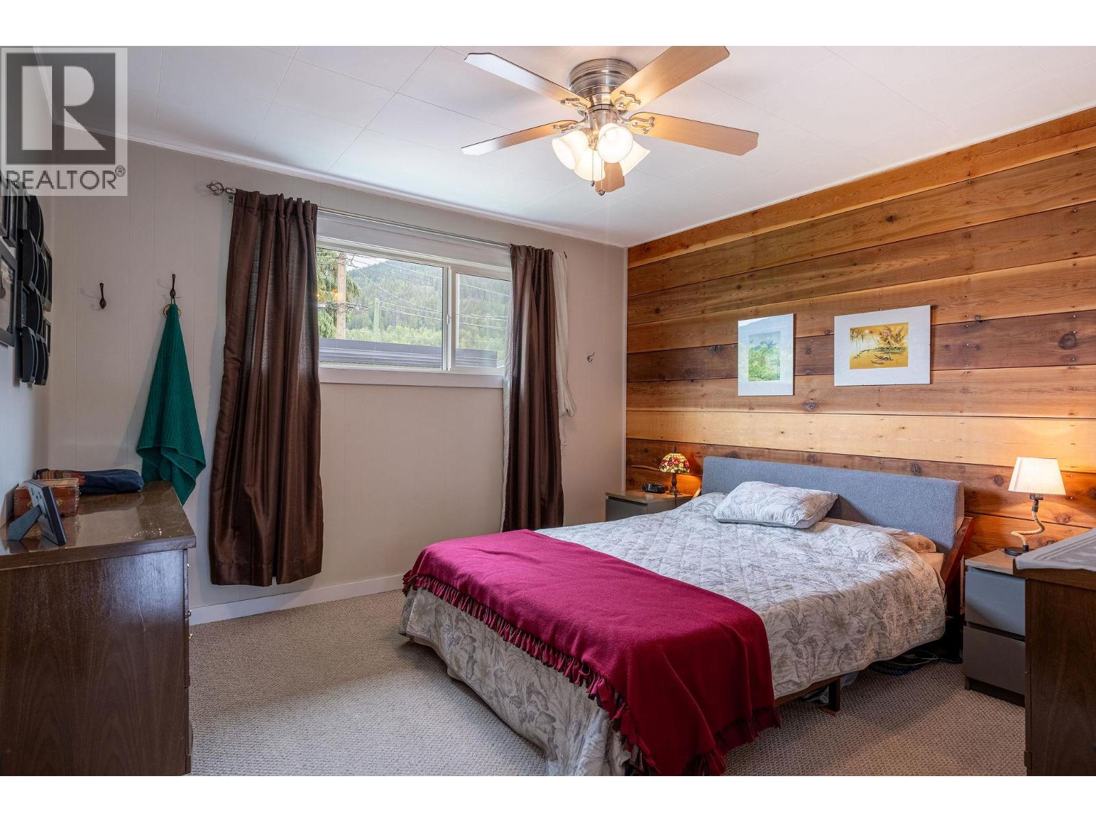 319 Taylor Street, Revelstoke