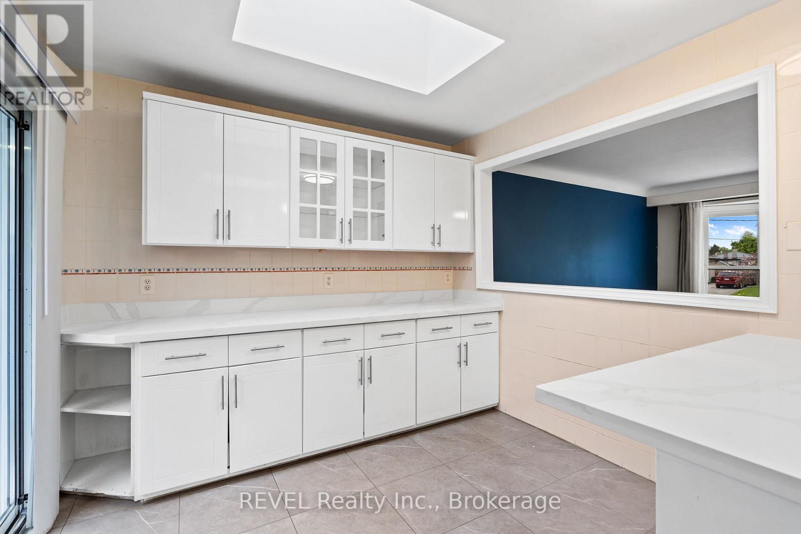 7 RENDALE AVENUE - 12